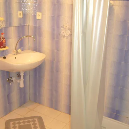 Orszag Apartmanhaz דירה