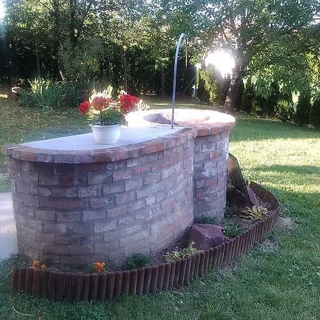 Orszag Apartmanhaz * زلاكاروس