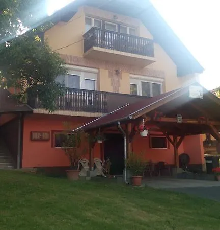 Orszag Apartmanhaz *